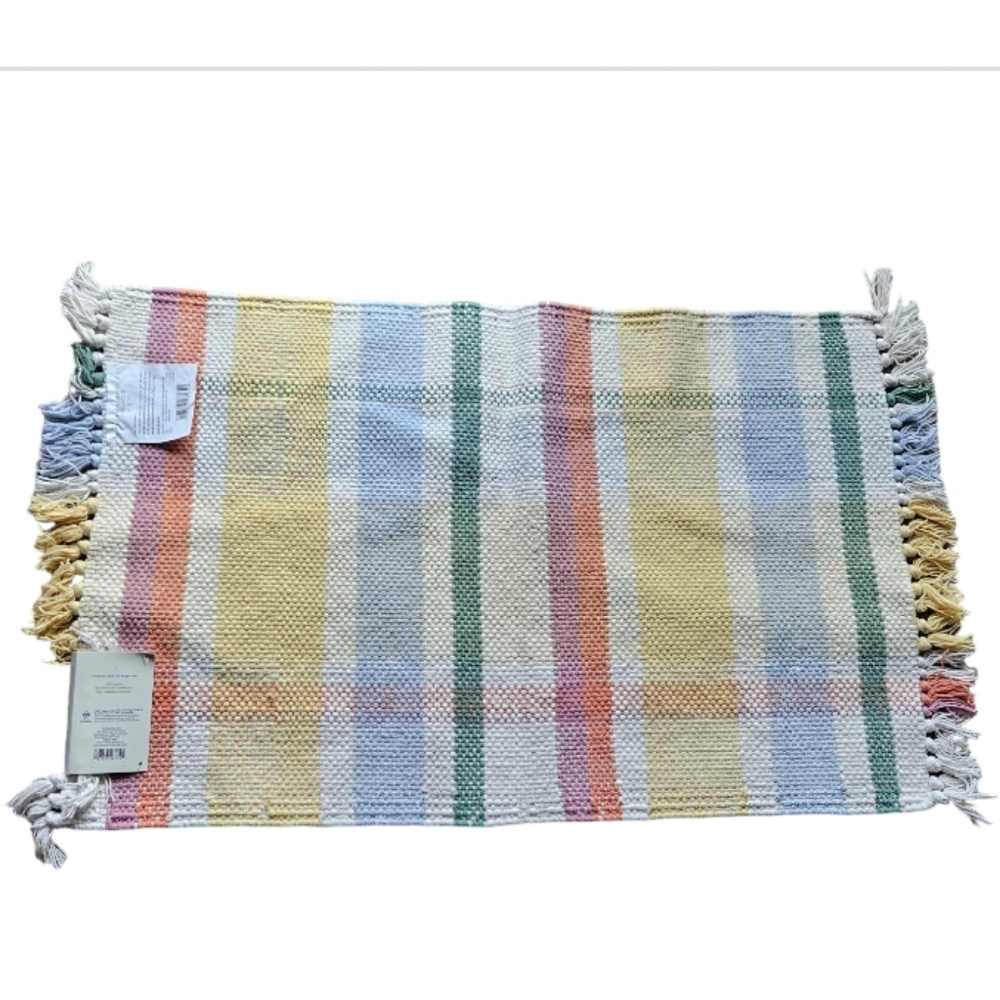 Threshold Spring kitchen rug - Picture 5 of 5